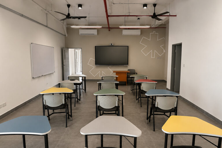 Best IGCSE in Malaysia_0001_Calss room c3